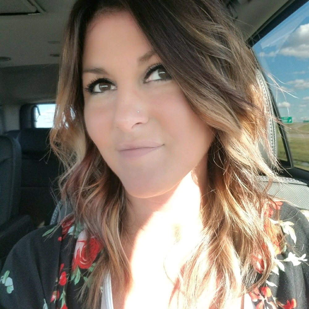 Meet your Posher, April